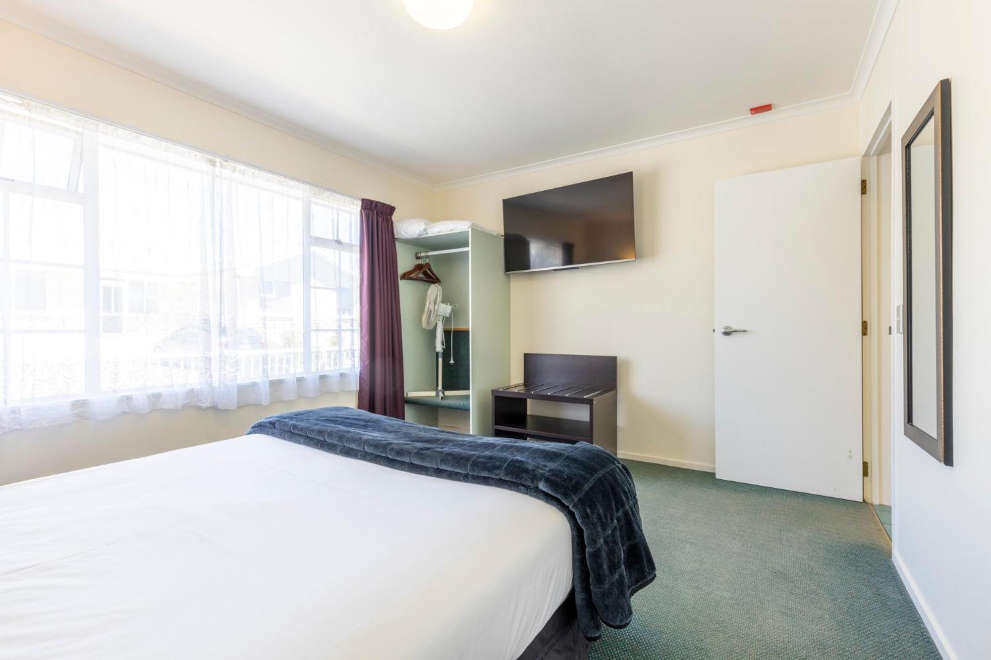 Asure Motor Motel 4*